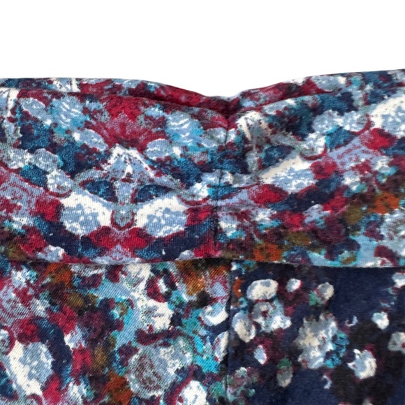 Boho Floral Midi Skirt. Size Small with an Elastic Waist. Excellent Condition! - Picture 7 of 8